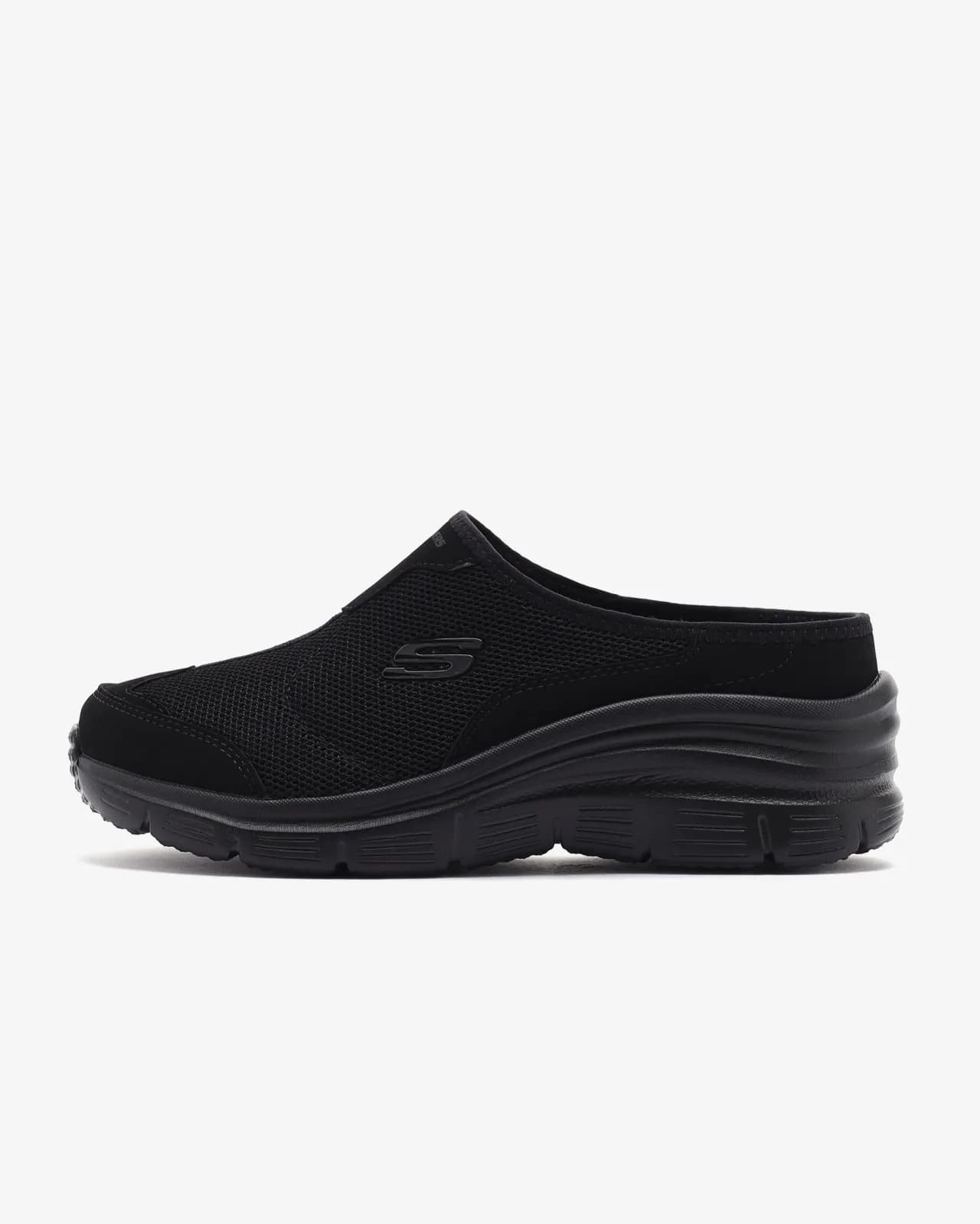 Skechers Fashion Fit Kadın Siyah Arkası Açık Spor Ayakkabı