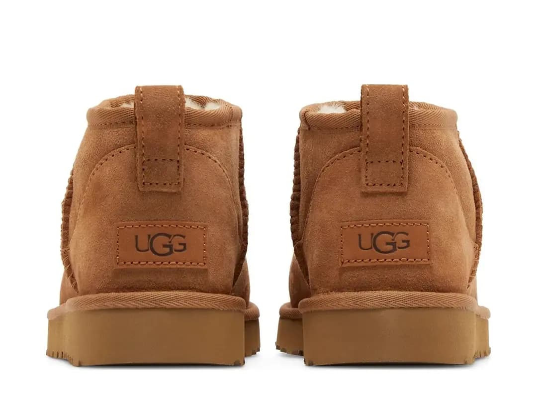 UGG Classic Ultra Mini · 1116109-CHE (10/13)