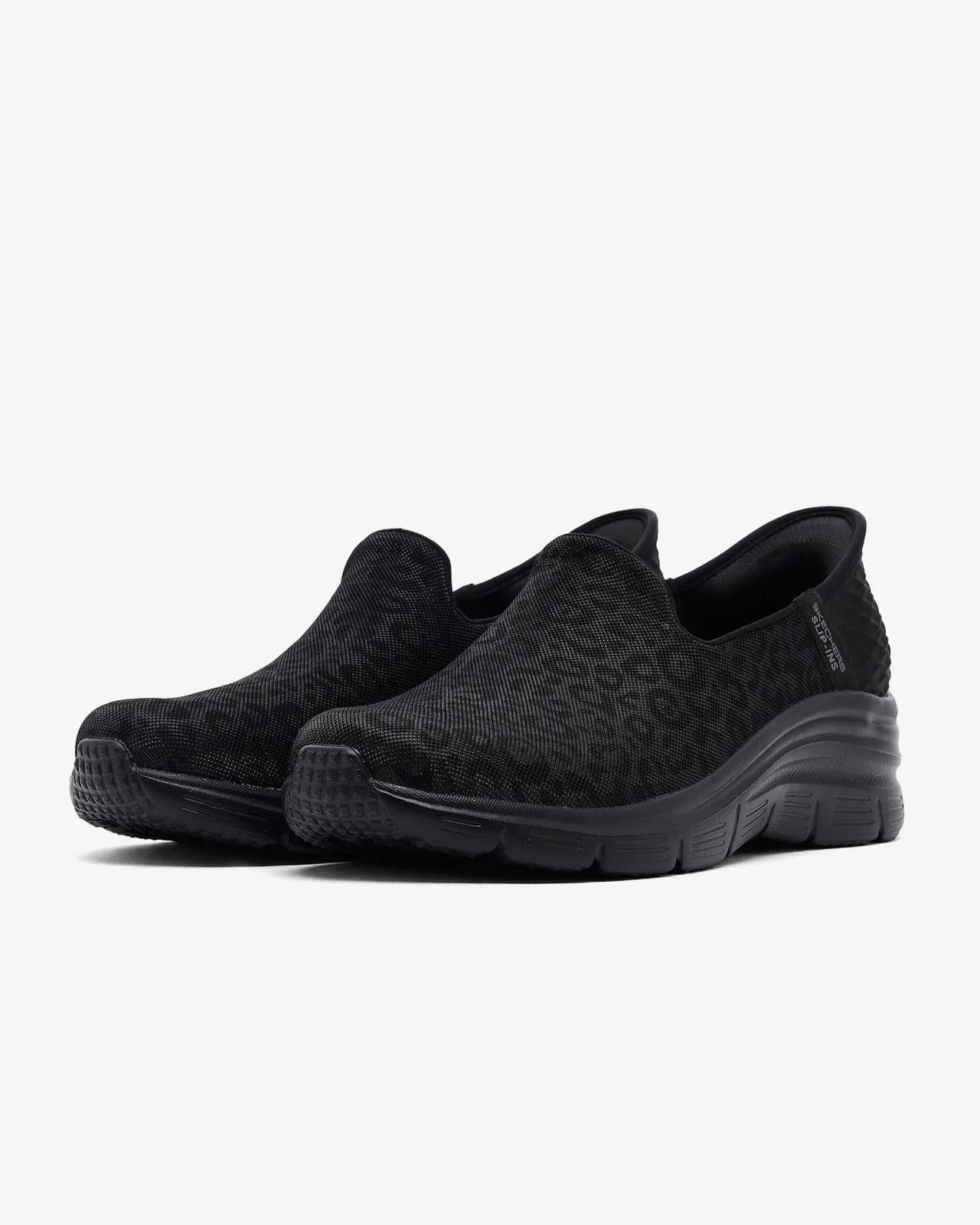 Skechers Fashion Fit Kadın Günlük Ayakkabı — Çok Renkli · 896414TK-BBK (7/11)