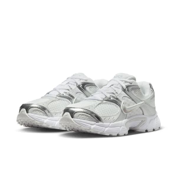Nike V5 Rnr Kadın Beyaz Spor Ayakkabı — Çok Renkli · HQ7901-112 (12/18)