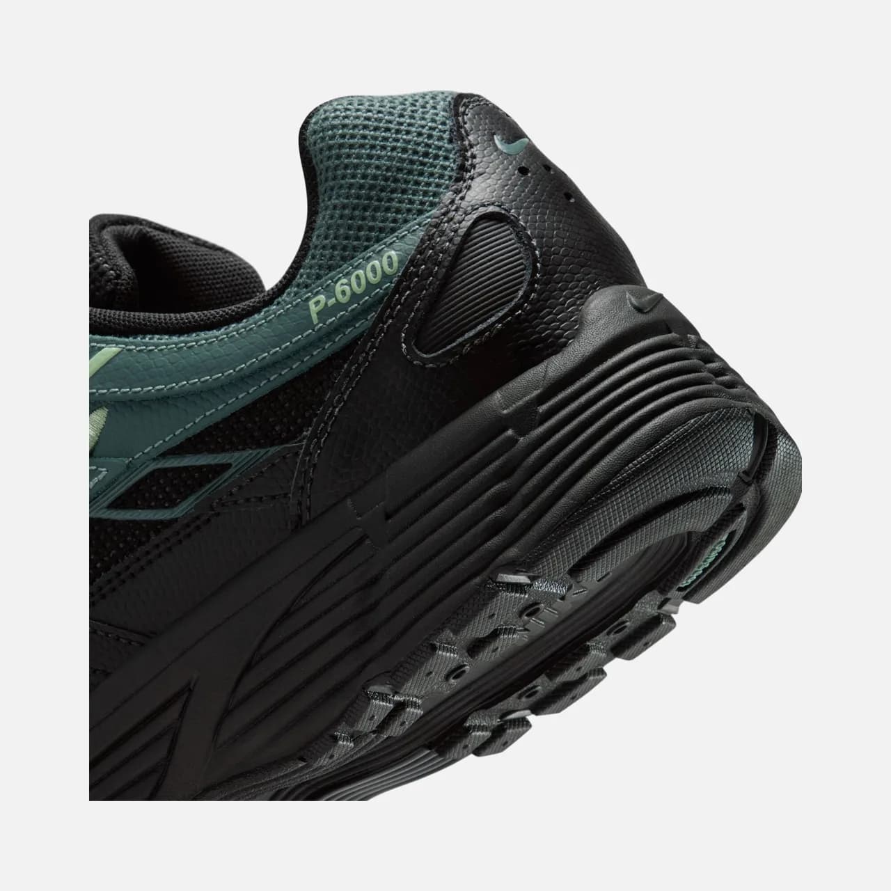 Nike P-6000 Premium Erkek Sneaker Ayakkabı · IH8042-001 (18/18)