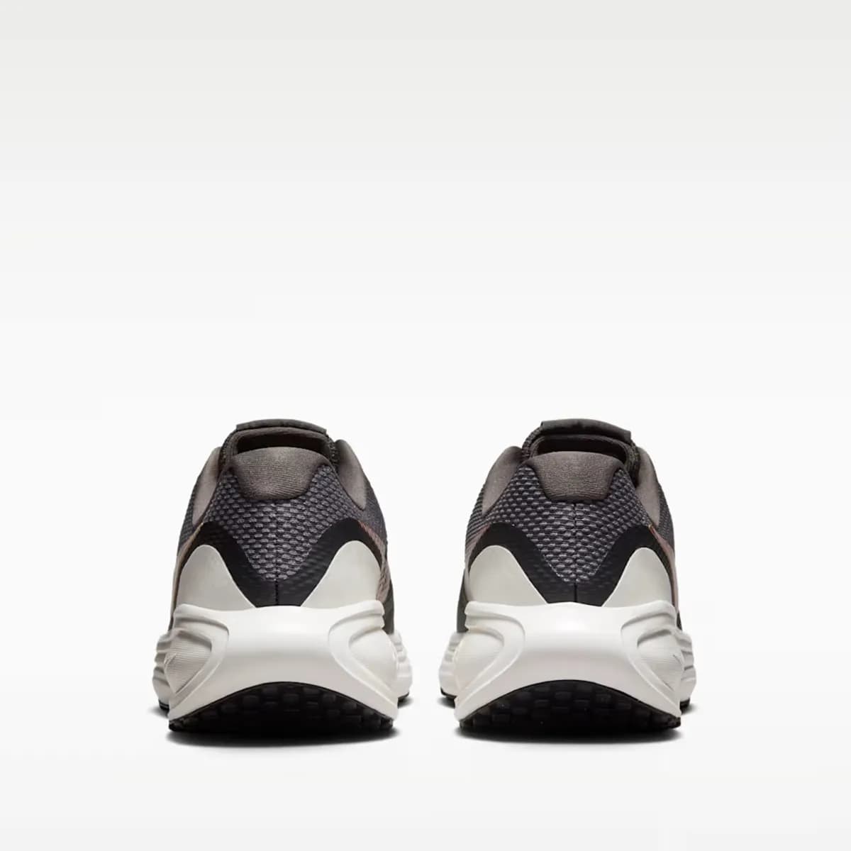 Nike Revolution 8 Kadın Kahverengi Koşu Ayakkabısı — Siyah · HJ8485-200 (5/8)
