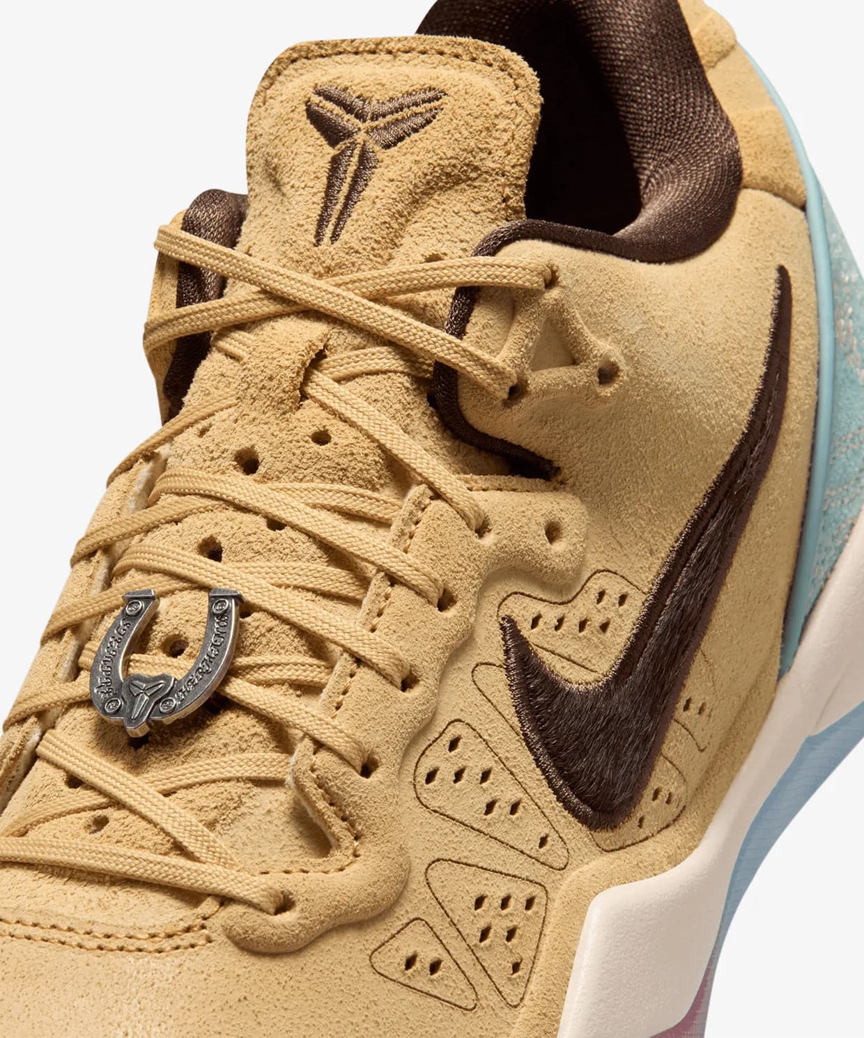 Nike Kobe VIII Protro — Çok Renkli · IM1820-100 (10/11)