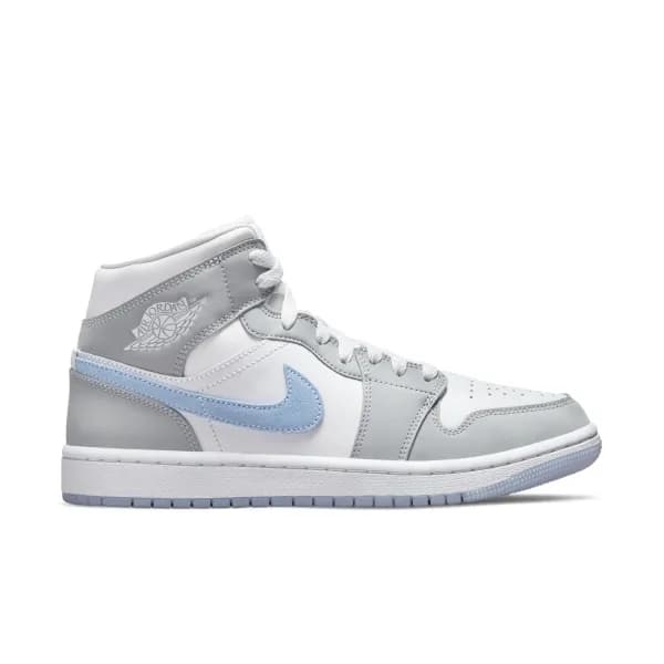 Air Jordan 1 Mid Kadın Basketbol Ayakkabısı