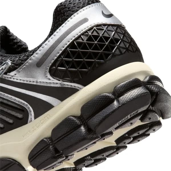 Nike Vomero 5 Erkek Sneaker Ayakkabı — Çok Renkli · IM3486-003 (10/10)