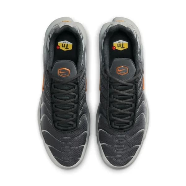Nike Air Max Plus Erkek Sneaker Ayakkabı — Çok Renkli · DM0032-037 (9/10)