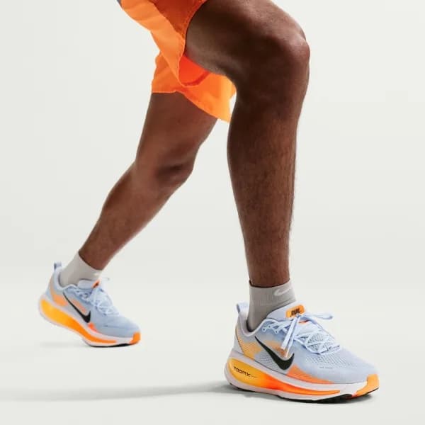 Nike Vomero 18 Erkek Koşu Ayakkabısı — Çok Renkli · HM6803-404 (11/11)
