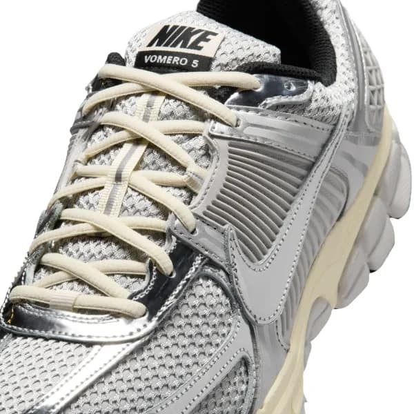 Nike Vomero 5 Metallic Silver Erkek Sneaker Ayakkabı — Çok Renkli · IM3486-002 (8/11)