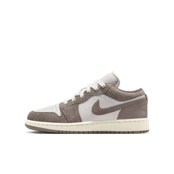 Nike Air Jordan 1 Low Gs Basketbol Ayakkabısı — Çok Renkli · 553560-026 (2/10)