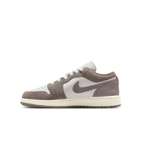 Nike Air Jordan 1 Low Gs Basketbol Ayakkabısı — Çok Renkli · 553560-026 (5/10)