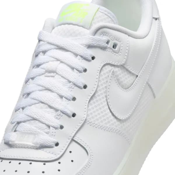 Nike Air Force 1 '07 Lv8 Erkek Beyaz Sneaker Ayakkabı · IR2006-100 (9/10)