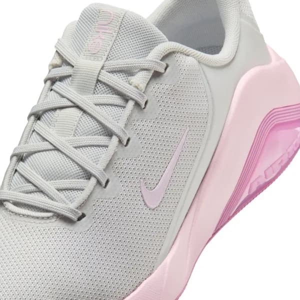 Nike Air Zoom Bella 7 Kadın Fitness Ayakkabısı — Çok Renkli · FZ1689-008 (9/10)
