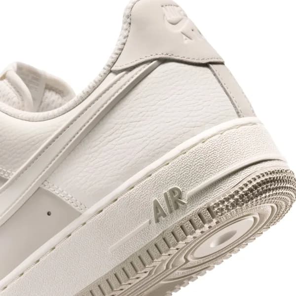 Nike Air Force 1 '07 Lv8 Erkek Sneaker Ayakkabı — Bej · IR1475-133 (10/10)