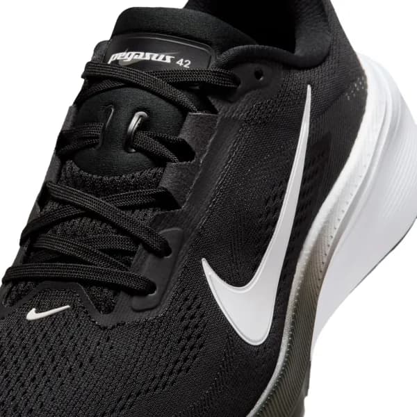 Nike Air Zoom Pegasus 42 Kadın Siyah Koşu Ayakkabısı · IB1881-001 (8/10)
