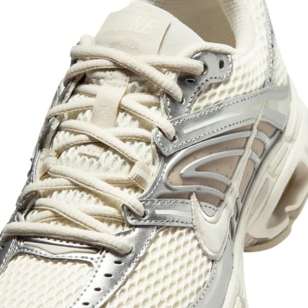Nike Air Max Moto 2K Kadın Sneaker Ayakkabı — Çok Renkli · HQ2056-108 (9/10)