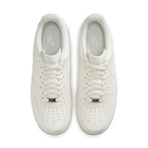 Nike Air Force 1 '07 Erkek Beyaz Sneaker Ayakkabı · IH1698-100 (9/10)