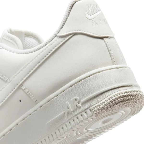 Nike Air Force 1 '07 Erkek Beyaz Sneaker Ayakkabı · IH1698-100 (10/10)