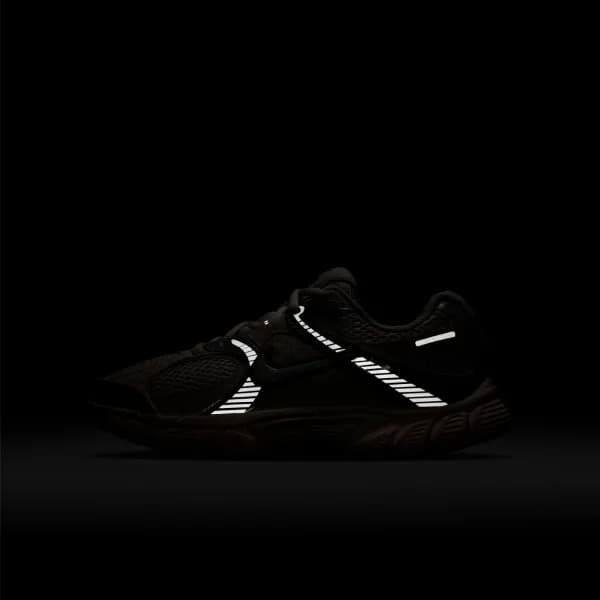 Nike V5 RNR Gs Bej Sneaker Ayakkabı · HQ6411-106 (11/11)