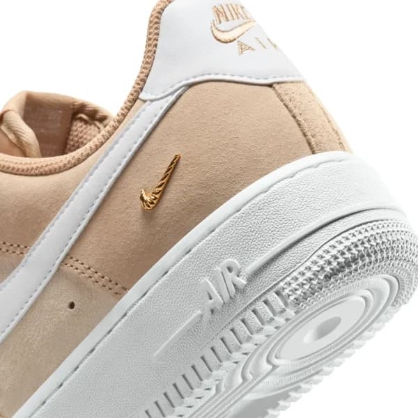 Nike Air Force 1 '07 Low SE Kadın Sneaker Ayakkabı — Çok Renkli · IQ9964-200 (10/10)
