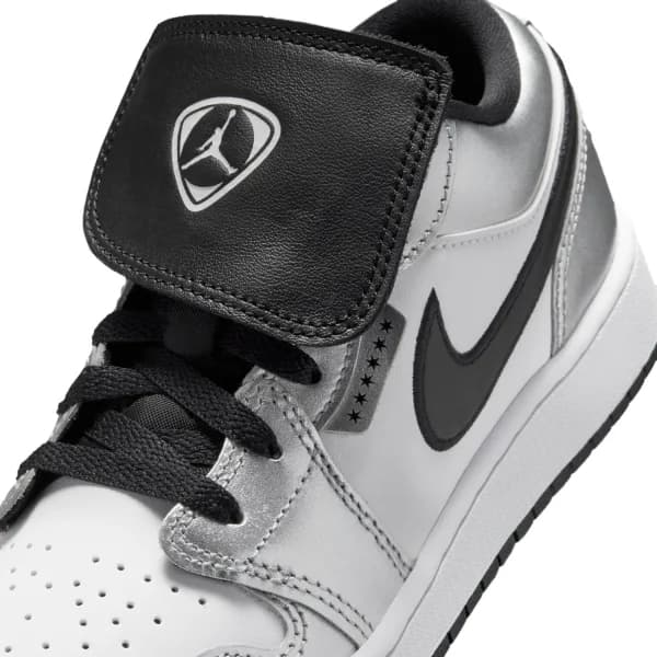 Nike Air Jordan 1 Low SE Bg Basketbol Ayakkabısı — Çok Renkli · IR2310-100 (9/11)