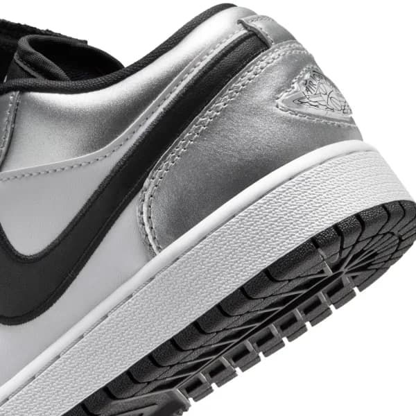 Nike Air Jordan 1 Low SE Bg Basketbol Ayakkabısı — Çok Renkli · IR2310-100 (10/11)