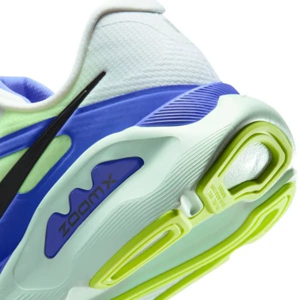 Nike Structure Plus Erkek Koşu Ayakkabısı — Çok Renkli · HQ3048-111 (10/10)