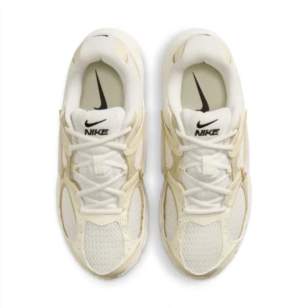 Nike V5 RNR SE Kadın Bej Sneaker Ayakkabı · IO0464-101 (8/10)