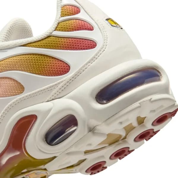 Nike Air Max Plus 'Rugged Orange' Kadın Sneaker Ayakkabı — Çok Renkli · DZ3670-007 (10/10)