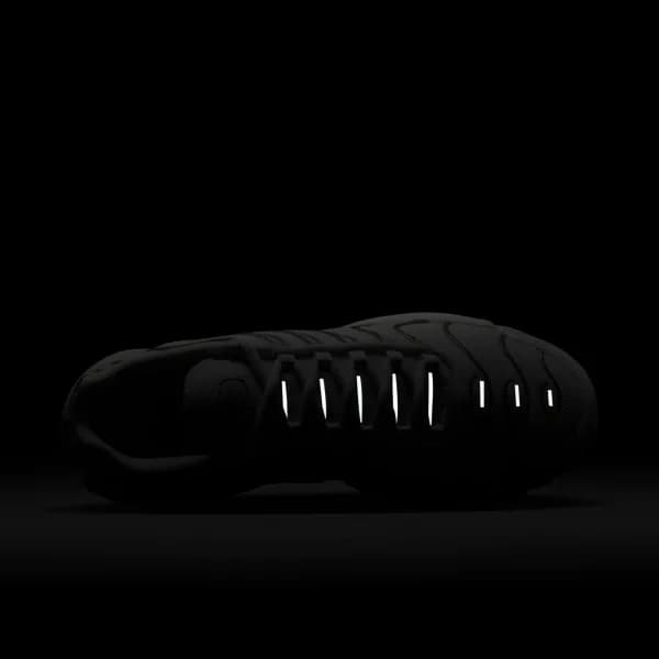 Nike Air Max Plus Premium CO Kadın Spor Ayakkabı — Beyaz · HJ9743-100 (11/11)