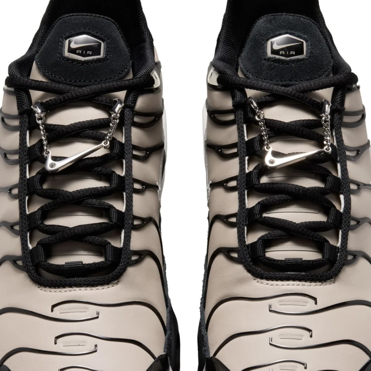 Nike Air Max Plus Suede Kadın Kahverengi Sneaker Ayakkabı · IV5286-200 (11/11)