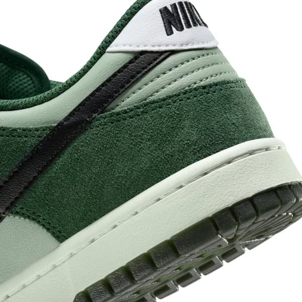 Nike Dunk Low Retro SE Erkek Yeşil Sneaker Ayakkabı · IB6399-301 (10/11)
