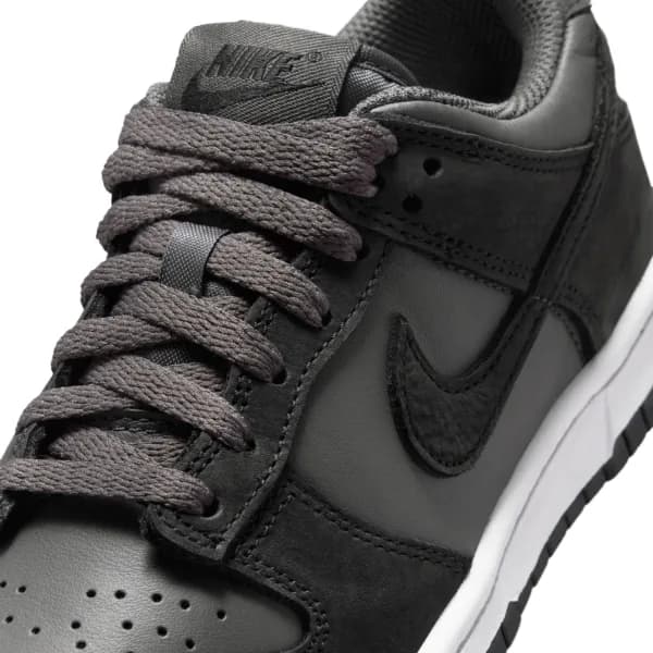 Nike Dunk Low Se Gs Sneaker Ayakkabı — Çok Renkli · IO0319-200 (9/10)