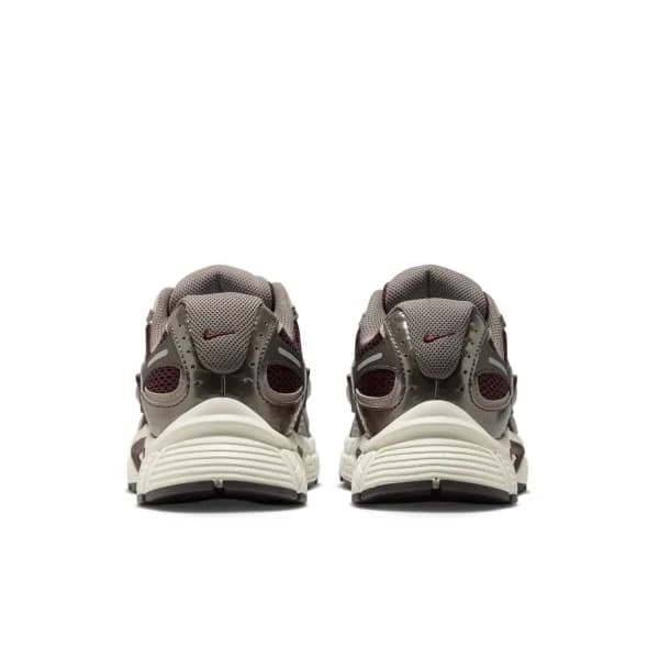 Nike V5 RNR Kadın Bordo Sneaker Ayakkabı — Çok Renkli · HQ7901-602 (7/14)