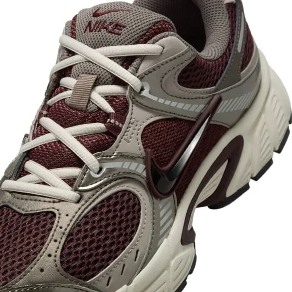 Nike V5 RNR Kadın Bordo Sneaker Ayakkabı — Çok Renkli · HQ7901-602 (9/14)