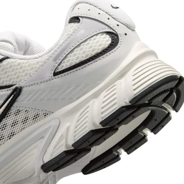Nike V5 RNR Erkek Gri Sneaker Ayakkabı · IO7835-100 (10/10)