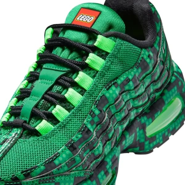 Nike Air Max 95 x LEGO® Collection SE Gs Sneaker Ayakkabı — Çok Renkli · IO4799-300 (9/13)