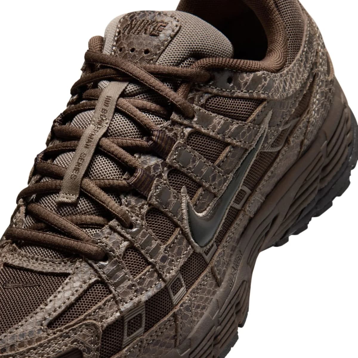 Nike P-6000 SE Kadın Kahverengi Sneaker Ayakkabı · IH4451-200 (9/10)