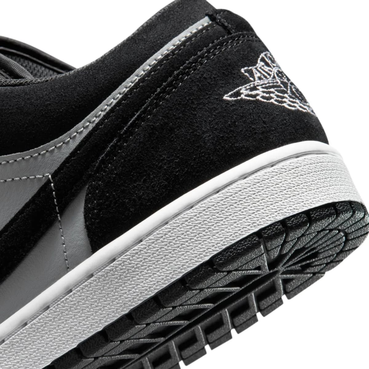Nike Air Jordan 1 Low Black Smoke Grey Erkek Basketbol Ayakkabısı — Siyah · 553558-048 (10/10)