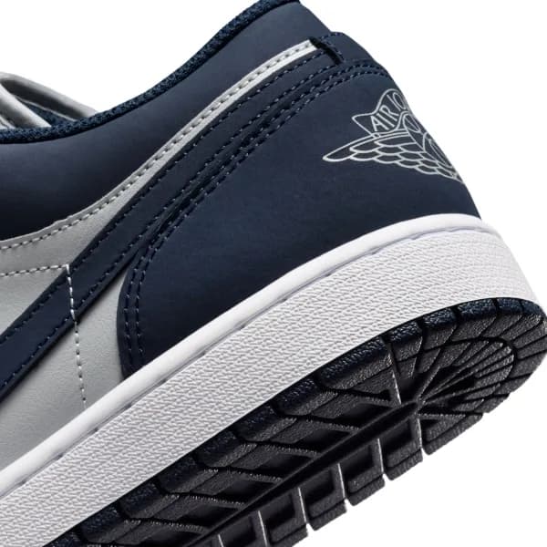 Nike Air Jordan 1 Low Erkek Lacivert Basketbol Ayakkabısı — Mavi · IV6045-451 (10/11)