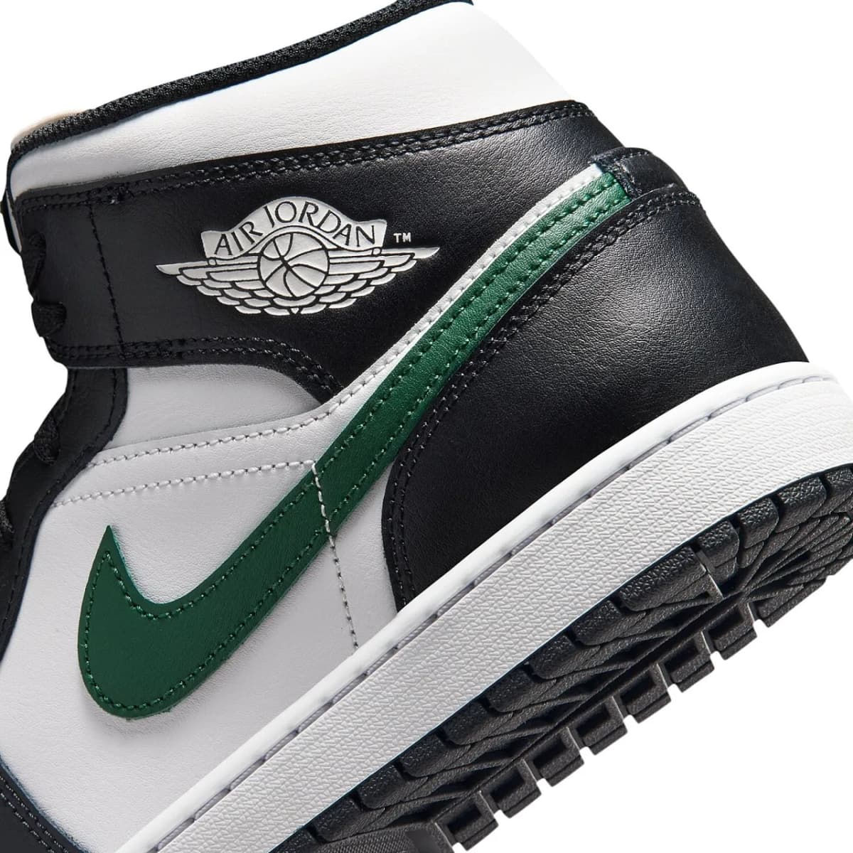 Nike Air Jordan 1 Mid Erkek Basketbol Ayakkabısı — Çok Renkli · DQ8426-004 (10/10)