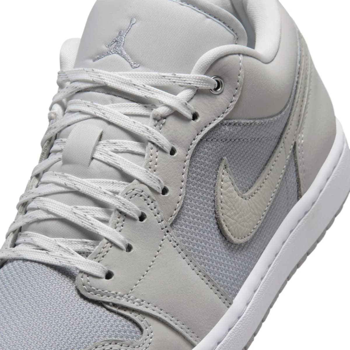Nike Air Jordan 1 Low Se Erkek Gri Basketbol Ayakkabısı · IO2049-100 (9/11)
