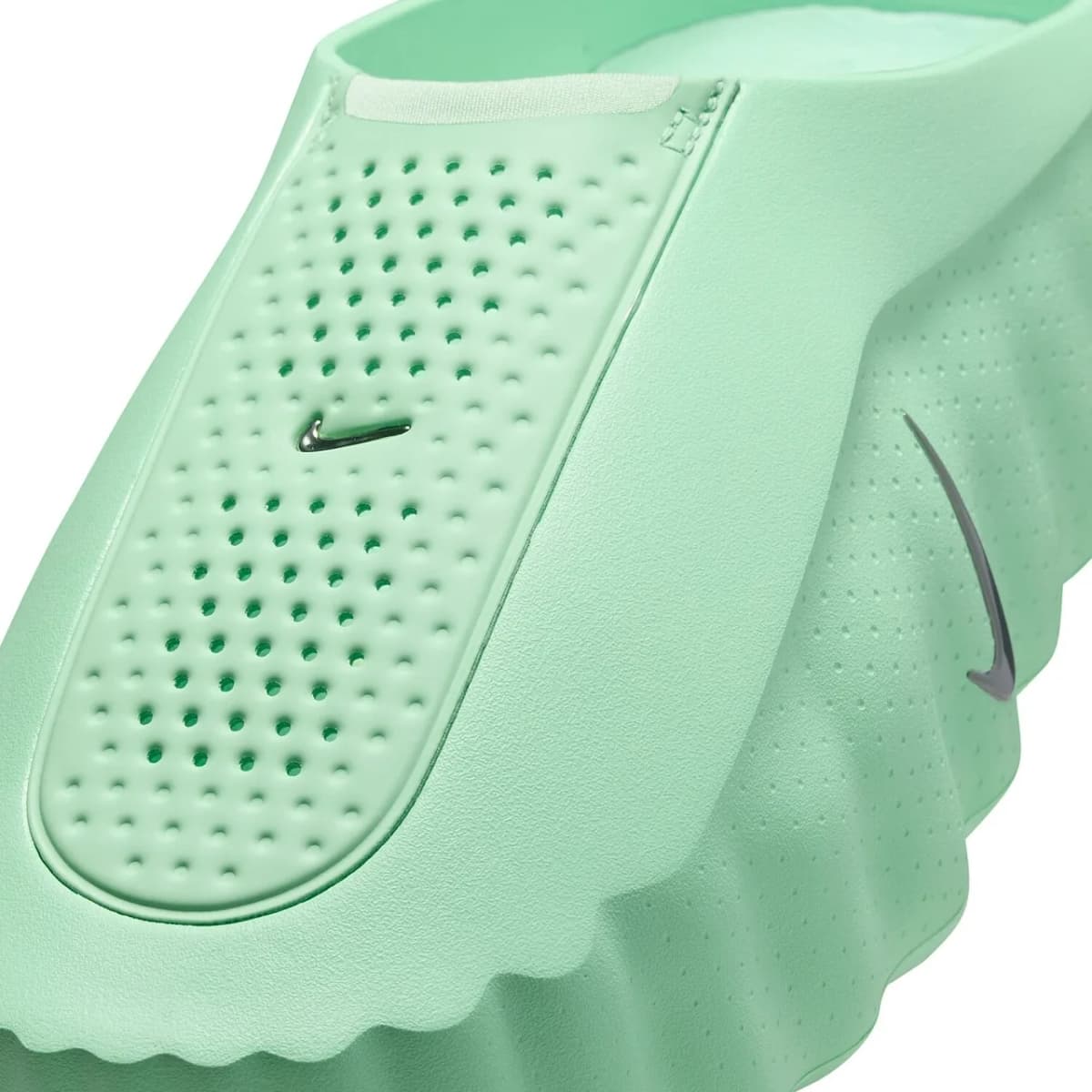 Nike Mind 001 Slide Cucumber Calm · HQ4307-302 (6/10)