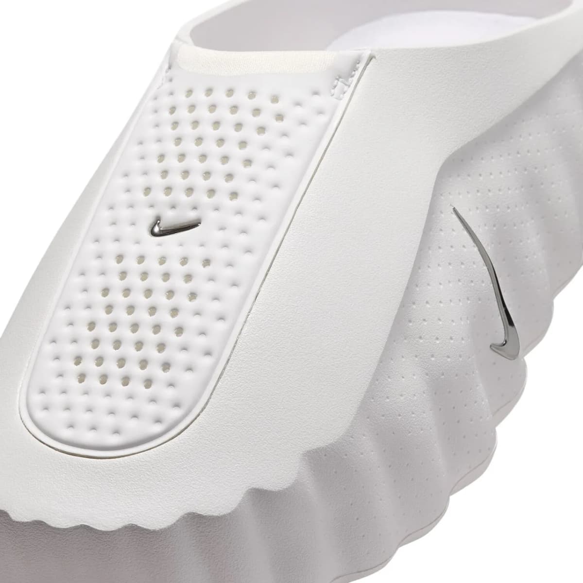 Nike Mind 001 Slide Summit White (W) · HQ4309-101 (5/10)