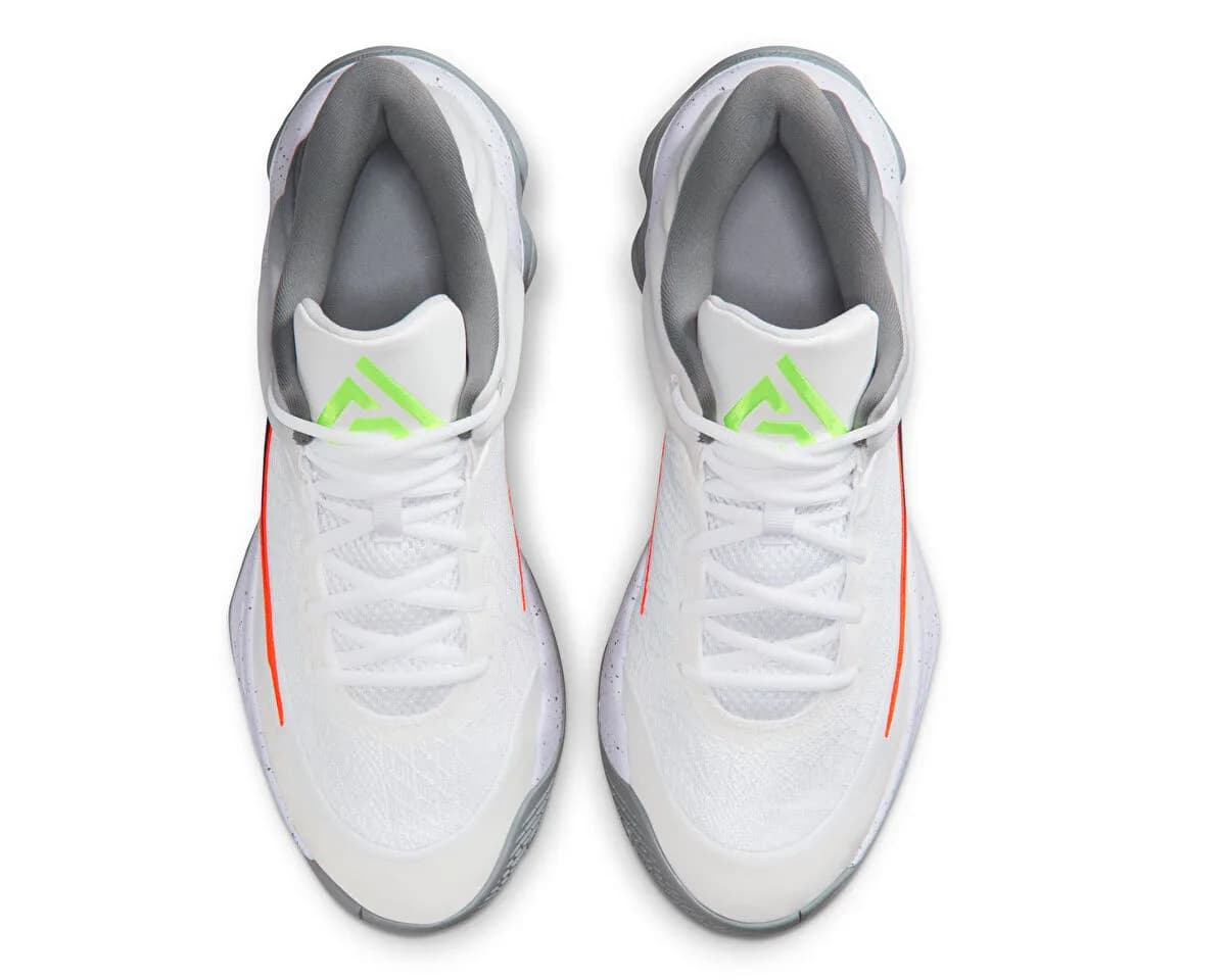 Nike GIANNIS IMMORTALITY 4 · FQ3680-102 (5/17)