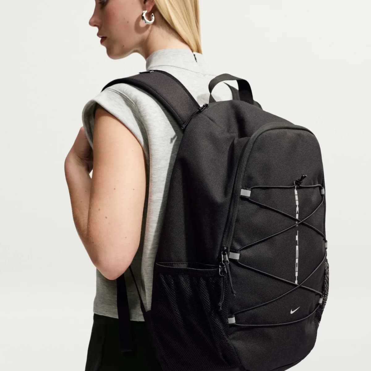 Nike Heritage Sweep Backpack Tech (25 L) Siyah Sırt Çantası — görsel 1 · IV5660-010 (2/9)