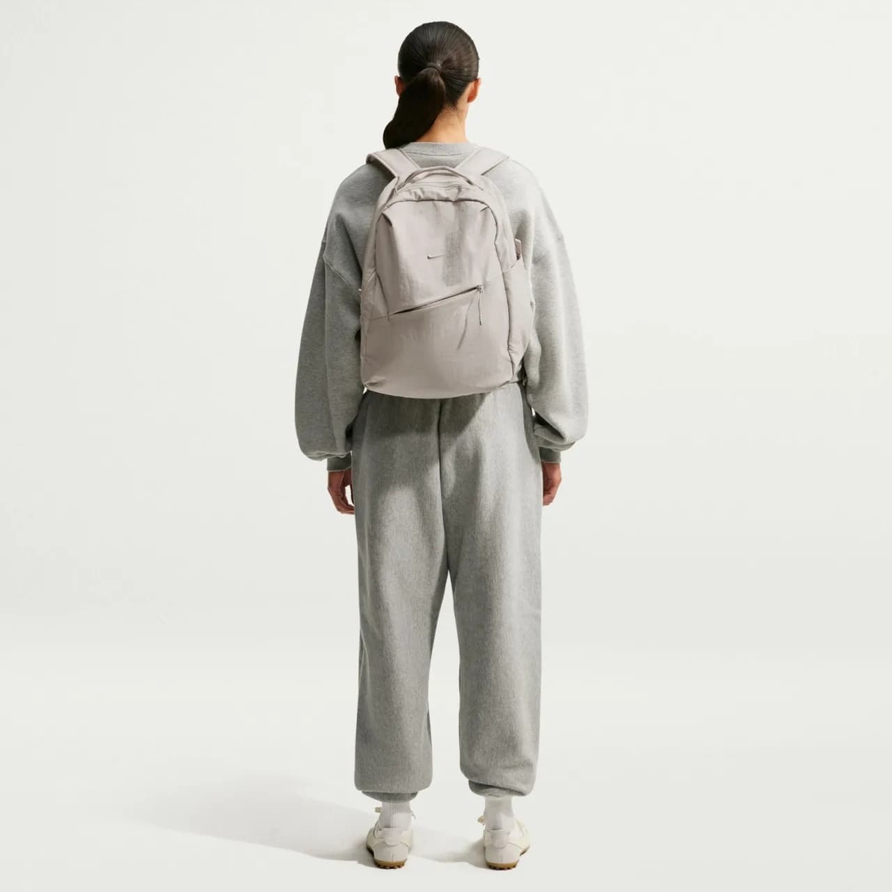 Nike Aura Backpack Kahverengi Sırt Çantası — görsel 9 (9/9)