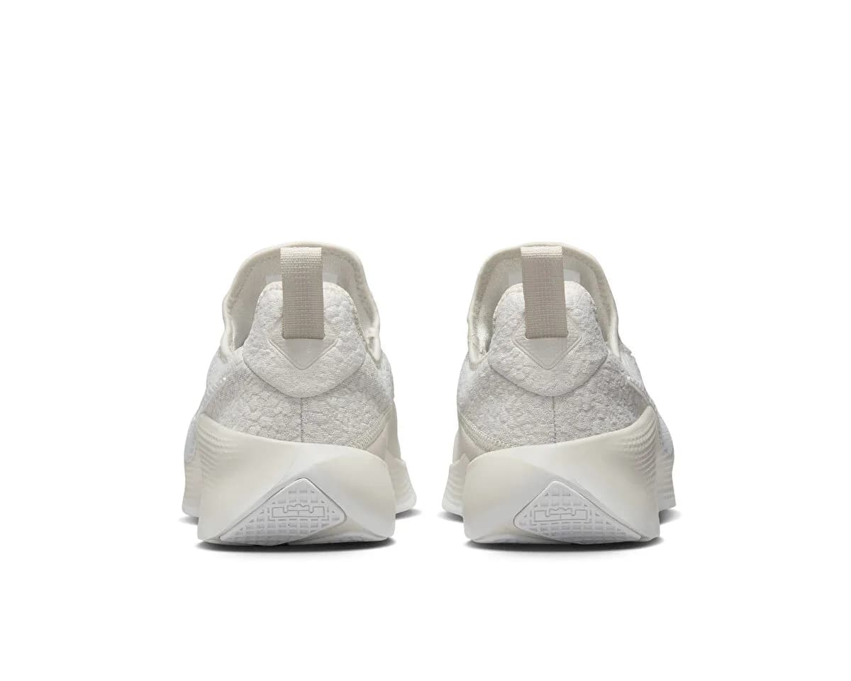 Nike LEBRON TR 1 — Çok Renkli · FJ6151-002 (5/8)