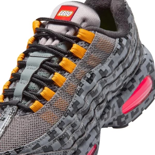 Nike Air Max 95 x LEGO® Collection SE Gs Sneaker Ayakkabı — Çok Renkli · IO4799-001 (9/13)