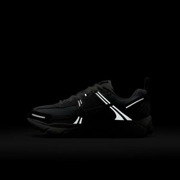 Nike Vomero 5 Gs Gri Sneaker Ayakkabı · HF6998-008 (13/14)