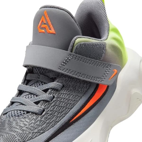 Nike Giannis Immortality 4 Ps Çocuk Basketbol Ayakkabısı — Çok Renkli · IH7665-500 (9/10)